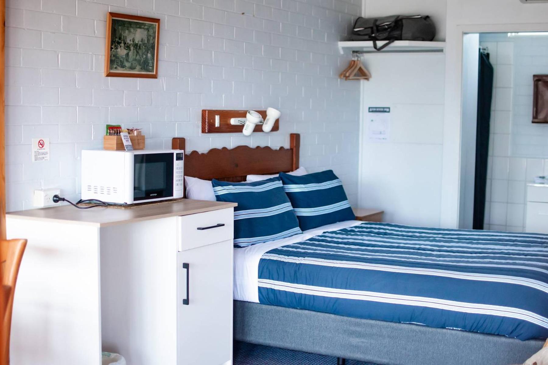 Stratford Avon River Inn מראה חיצוני תמונה